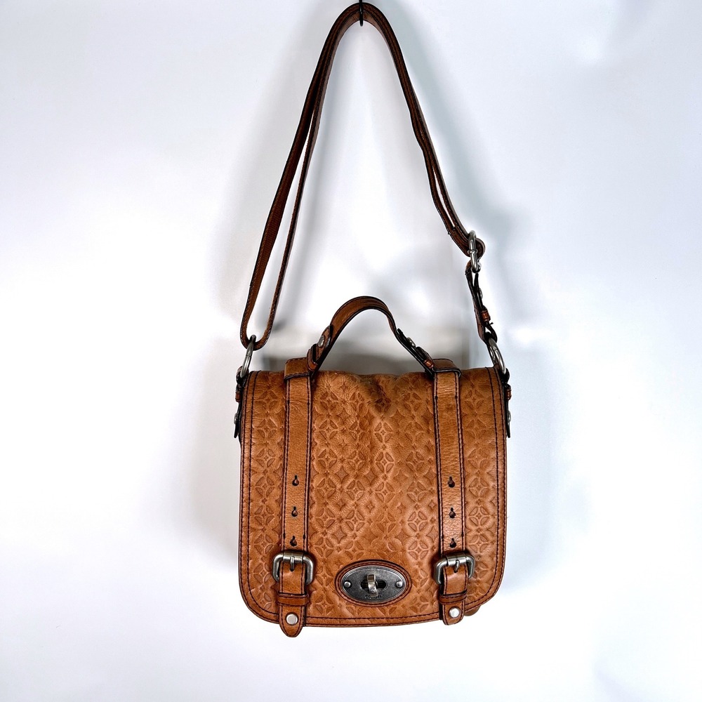 Fossil Maddox Tan Embossed Leather Distressed Messenger Bag Turnlock Buckle Vtg